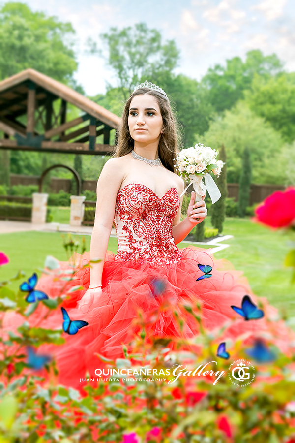 The Springs Events Wedding Venue photograopher Houston Quinceañeras Gallery by Juan Huerta Photography offers the most beautiful 15 photo-session pictures and the best all day coverage for your XV birthday party celebration event at The Springs Events Wed