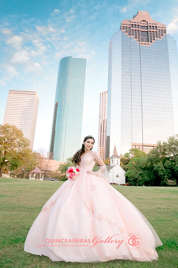 baytown-houston-texas-quinceaneras-gallery-juan-huerta-photography-video-prices-packages