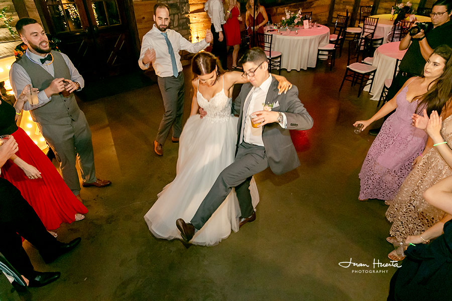 Best Affordable Wedding Photographer in Houston, Conroe
