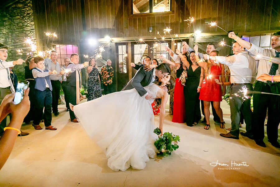 Best Affordable Wedding Photographer in Houston, Conroe
